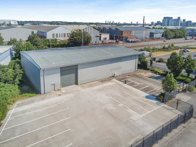 Unit 16, Central Trading Estate, Mosley Road, Trafford Park, Industrial To Let - 8698361-exterior26-800.jpg
