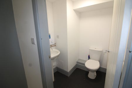 84B High Street, Redcar, Office / Retail To Let - IMG_5730.JPG