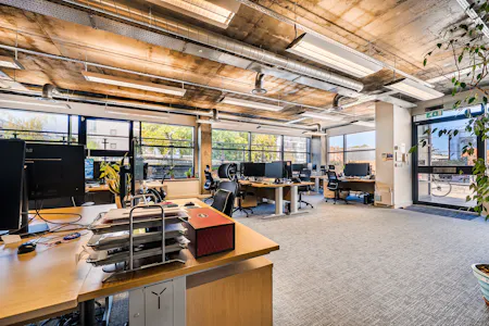 Unit 11 Angel Wharf, London, Office To Let / For Sale - 1-6ab77aeb999e8-1525663 (11)-1.jpg