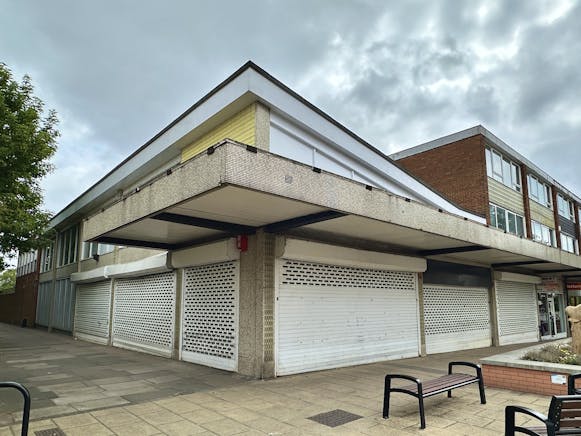 70-74 High Street North, Dunstable, Retail To Let - Image 2