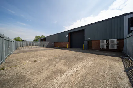 Units B1 and B2 Hambridge Road, Newbury, Industrial/Logistics To Let - Unit B2 Hambridge Road 20.jpg