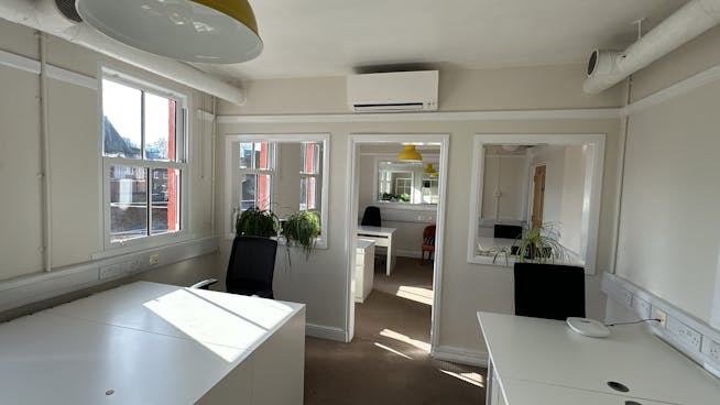 257-259  Pentonville Road, London, Offices To Let - 257-259 Pentonville Road, London N1 9NL - internal 4.jpg