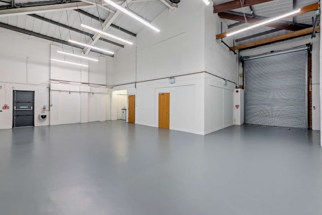 Unit 4, Rivermead Business Park, Station Road, Thatcham, Industrial / Warehouse To Let - 8630403interior04800.jpg