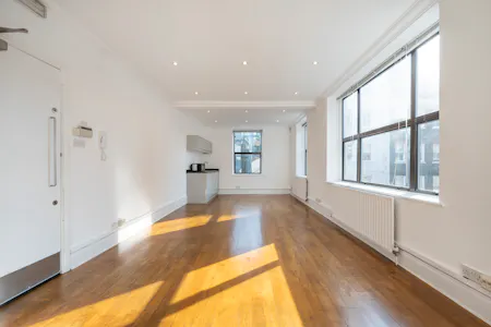31 Windmill Street, London, Bar / Club / Mixed Use / Office For Sale - OPTIONAL 6.jpg