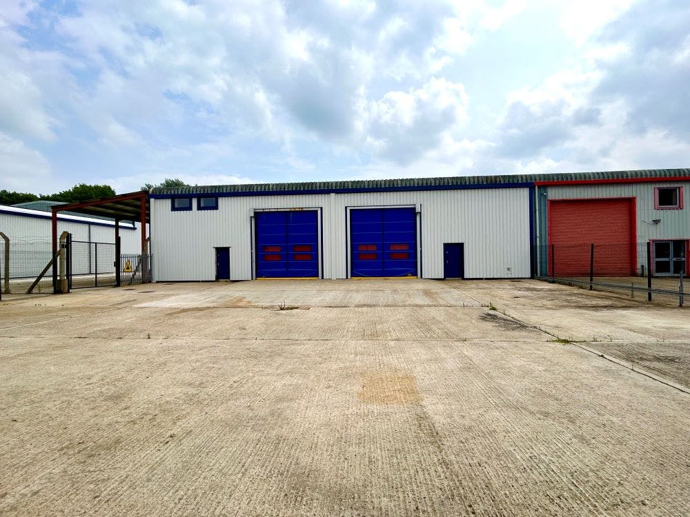 9a & 9b Granville Way, Bicester, Industrial / Industrial/Logistics To Let - IMG_7740.jpg