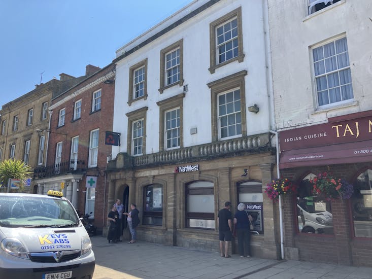 22 East Street, Bridport, Retail For Sale - IMG_1246.JPG