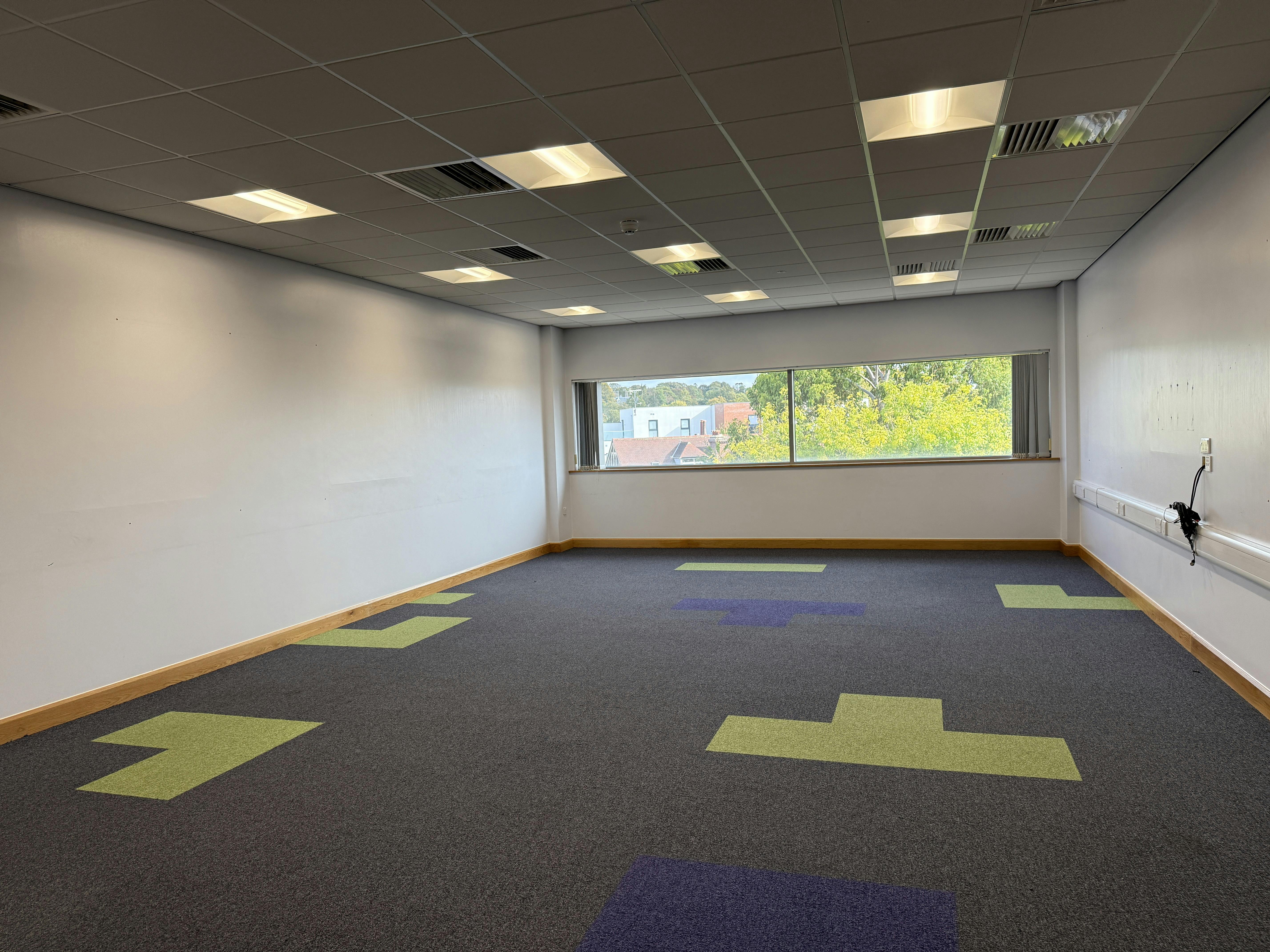 East Stand Offices, Headingley Stadium, Leeds, Other / Office To Let - IMG_0730.JPG