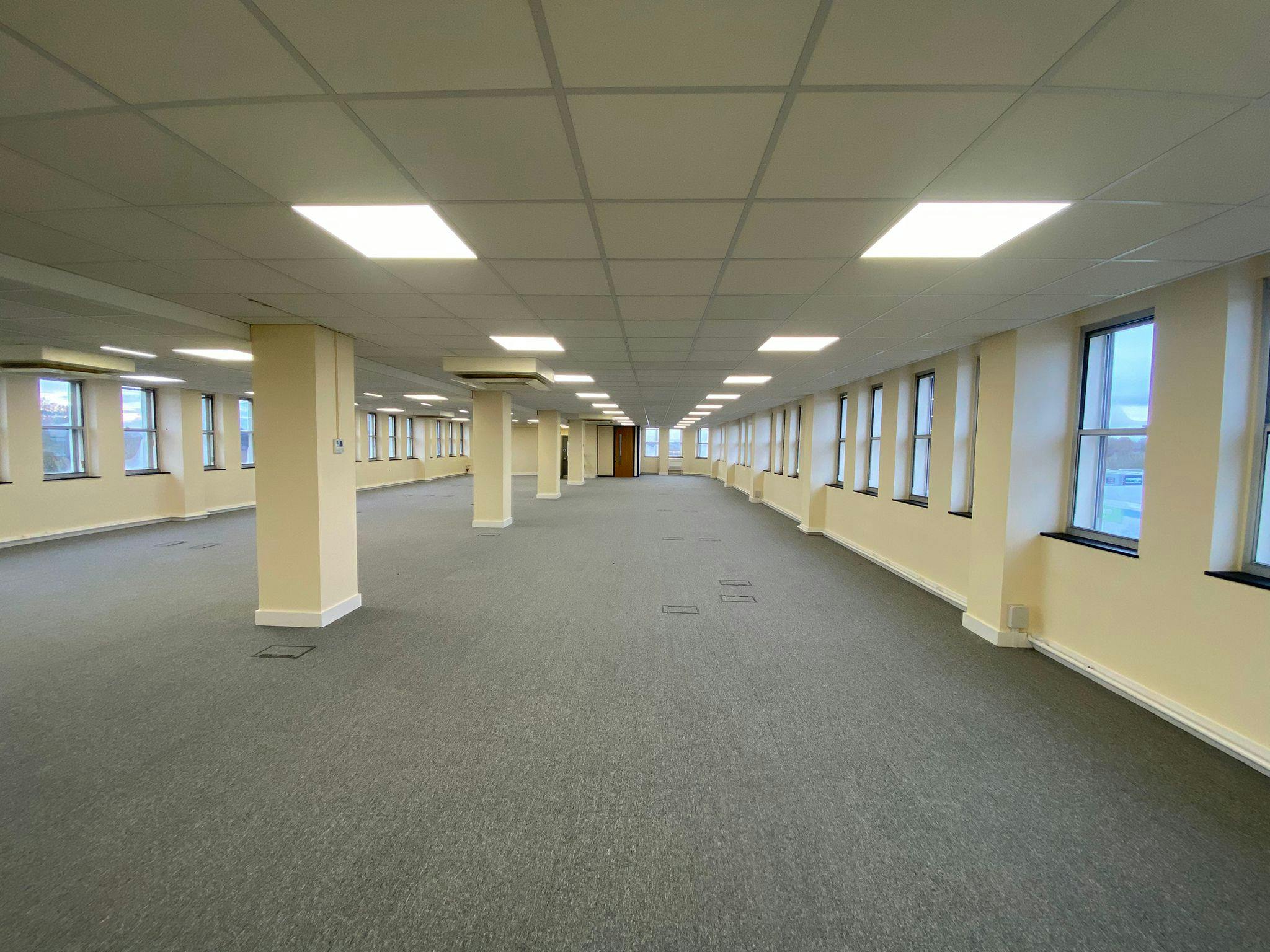 Suite 5A, Westmead House, Farnborough, Offices To Let - PHOTO20241205171821 1.jpg