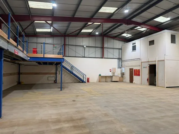 69 Tenter Road, 69 Tenter Road, Northampton, Other To Let - Internal 2.jpg