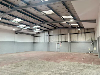 4 Liddall Way, West Drayton, Warehouse To Let - 4 Liddall - Warehouse 5.jpeg