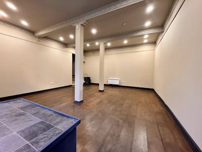 Unit 3, Montpellier Mews, Harrogate, Retail To Let - IMG_7727.jpeg