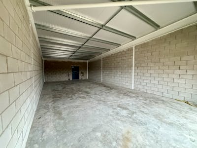 Unit 2, Telford, Retail To Let - IMG_6238.JPEG