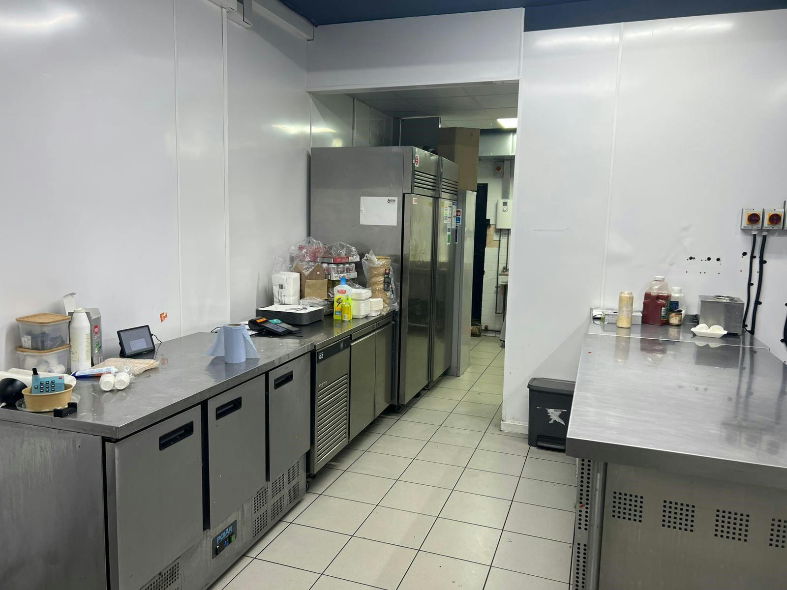 242 Hoe Street, London, Restaurant Lease Assignment - pic 4.jpg