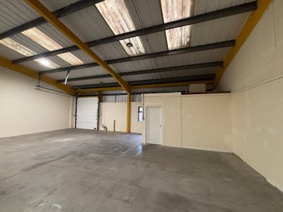 Unit 33, Aberaman Park Industrial Estate, Aberdare, Industrial To Let - IMG_7277.jpeg