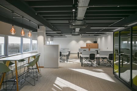 Elder House, Milton Keynes, Office To Let - DSC_2252.jpg