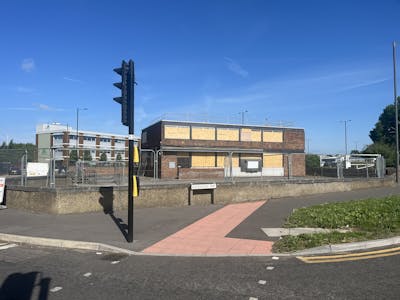 Former Lloyds Bank, 2 Gatehouse Road, Aylesbury, E (Commercial / Business / Service) For Sale - IMG_2930.JPG