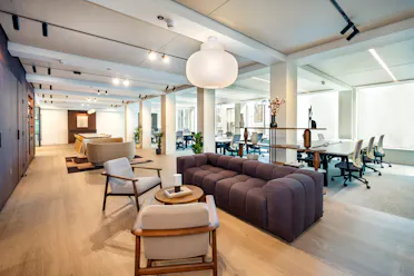 10 Brook Street, London, Office To Let - 10 BROOK STREET 0926_018 retouched.jpg - More details and enquiries about this property