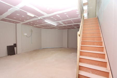 138 Stoke Newington High Street, London, Office / Retail To Let - 138StokeNewingtonHighStLondonBuildingPhoto8LargeHighDefinition.jpg