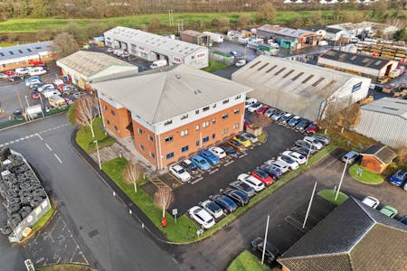 Glien House, Carmarthen, Business Park / Office To Let - GlienHouse20110032.jpg