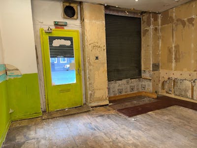 100 Newhaven Road, Edinburgh, Hot Food Takeaway For Sale - WhatsApp Image 2026-05-11 at 10.19.18 (4).jpeg