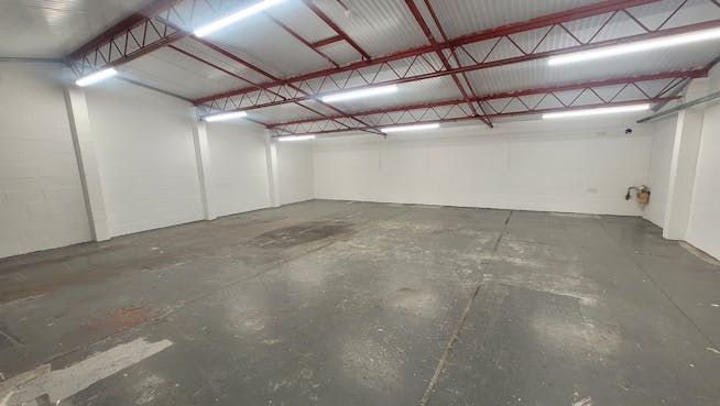 42 - 62 Telford Place, Cumbernauld, Industrial To Let - 20260519_155857.jpg