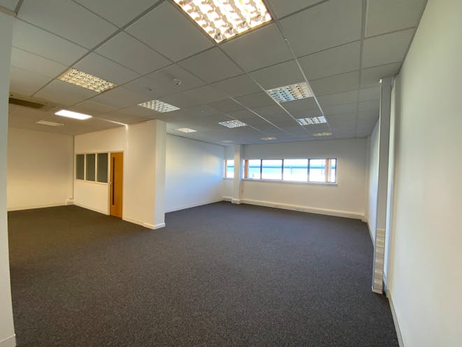 Unit C Moses Winter Way, Wallingford, Industrial / Warehouse To Let - IMG_3570.jpg