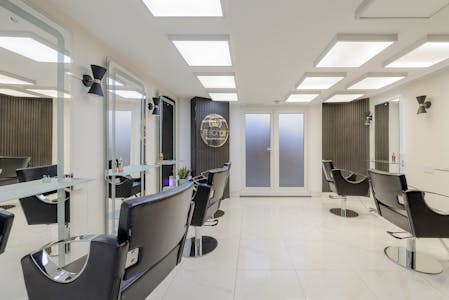 26 Church Street, London, High Street Retail For Sale - 26 church st1698.jpg