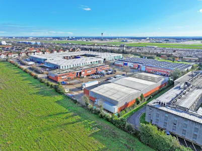 Unit 4-5 Skyport Trade Park, Heathrow, Industrial / Warehouse To Let - Skyport - Aerial.jpeg