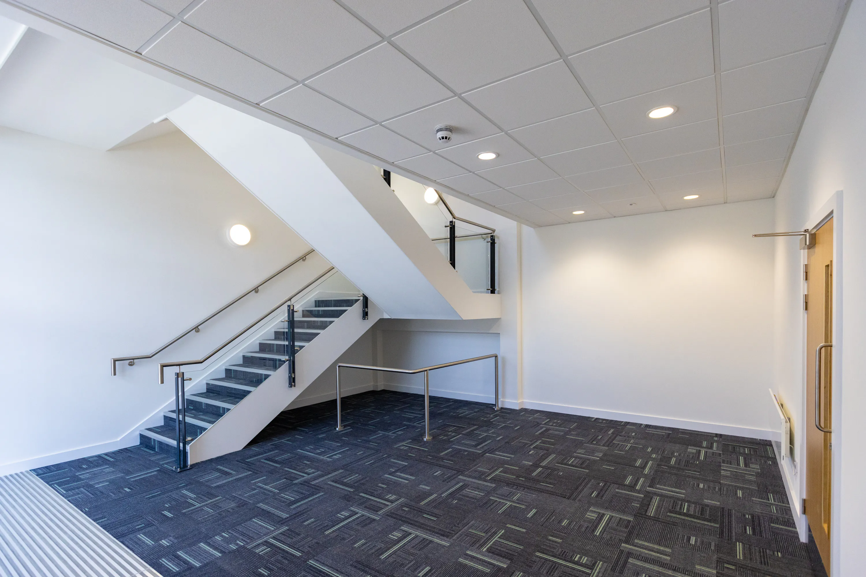 Unit 15 T45, Aire Valley Road, Leeds, West Yorkshire, LS9 0AA