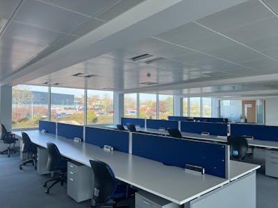 Ste04, Cavendish Road, Stevenage, Office To Let - STE04 4.jpg
