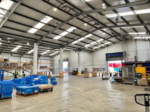 Westgate 2 Avia Park, Heathrow To Let - Westgate 2  Warehouse 1.jpg