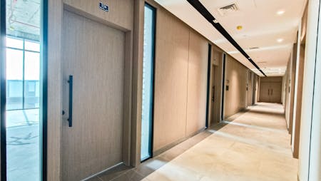 Seef Boulevard, (B2 Offices), Manama/Seafront 346, Office To Let - Corridor.jpg