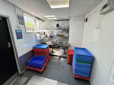 16-17 St Georges Place, Brighton, Takeaway Lease Assignment - IMG_9153.jpg