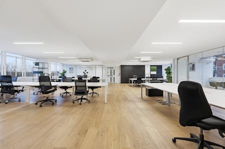 Kirkdale House, 9 Kirkdale Road, London, Office To Let - img_2391.jpg
