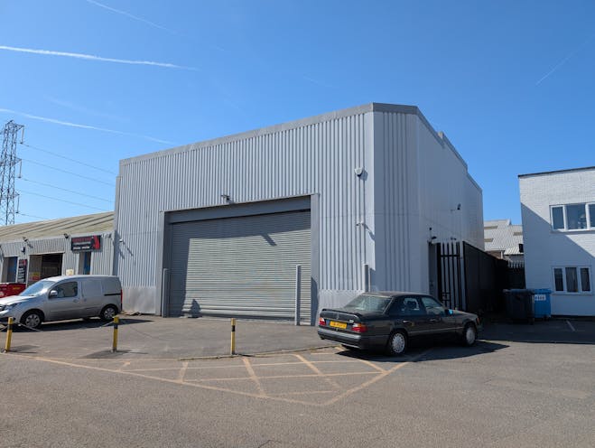 Unit 1 Marlborough Business Centre, Chertsey, Warehouse & Industrial To Let / For Sale - PXL_20250402_122319272.jpg