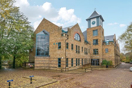 Trinity Court, Church Street, Rickmansworth, Office To Let - 1374908369048dd846ab0.jpg