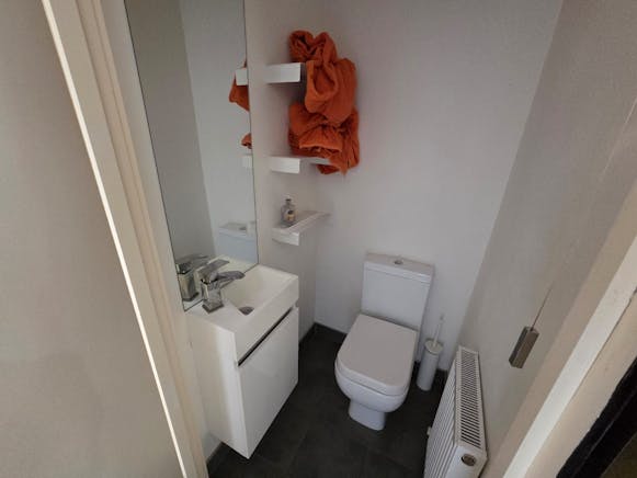 721 London Road, Westcliff-on-Sea, Mixed Use / Retail For Sale - WhatsApp Image 2026-03-06 at 09.33.4.jpeg