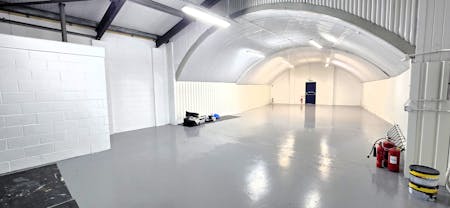Arch 34 & Arch 35, Bow Triangle Business Estate, London, Industrial To Let - 20260501_191144 - Edited.jpg