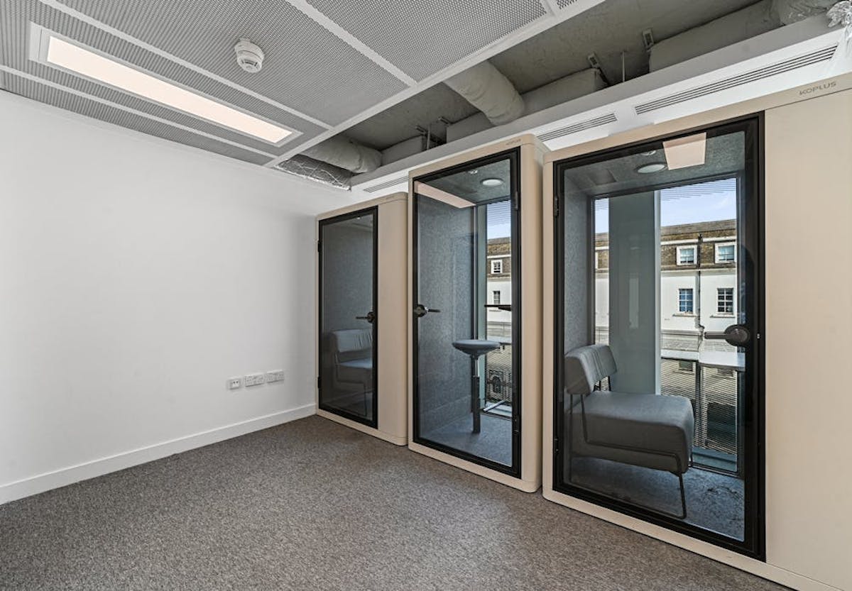 Dc4486b97b71fb00cd1bc0d874416c97 8c87bc77d31bb8219e0ba92449ac80a9 Md Ec 30eastbourneterrace 31