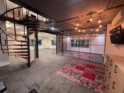 6 The Sanctuary, Ham Green, Business Park / Office For Sale - IMG_9133.jpeg