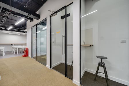 3 Bath Place, London, Office To Let - 1430435-9-69b9522f3eb34.jpg