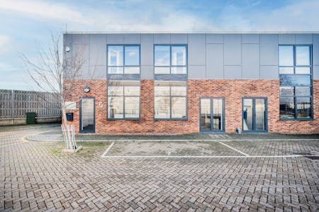 Unit 8, Guildford, Office To Let - STENBALL GROUP HEYWOOD PARK08.jpg