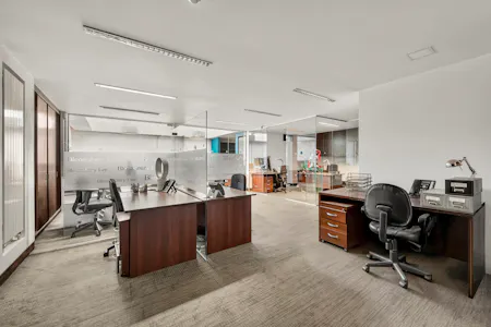 Self-Contained Marylebone Office, 17 Manchester Street, London, Office For Sale - office 2.jpg