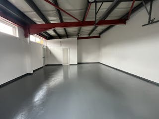 Units 8, 9 & 10 The Micro Centre, Reading, Industrial / Warehouse To Let - Micro Centre Unit 8/9 Interior