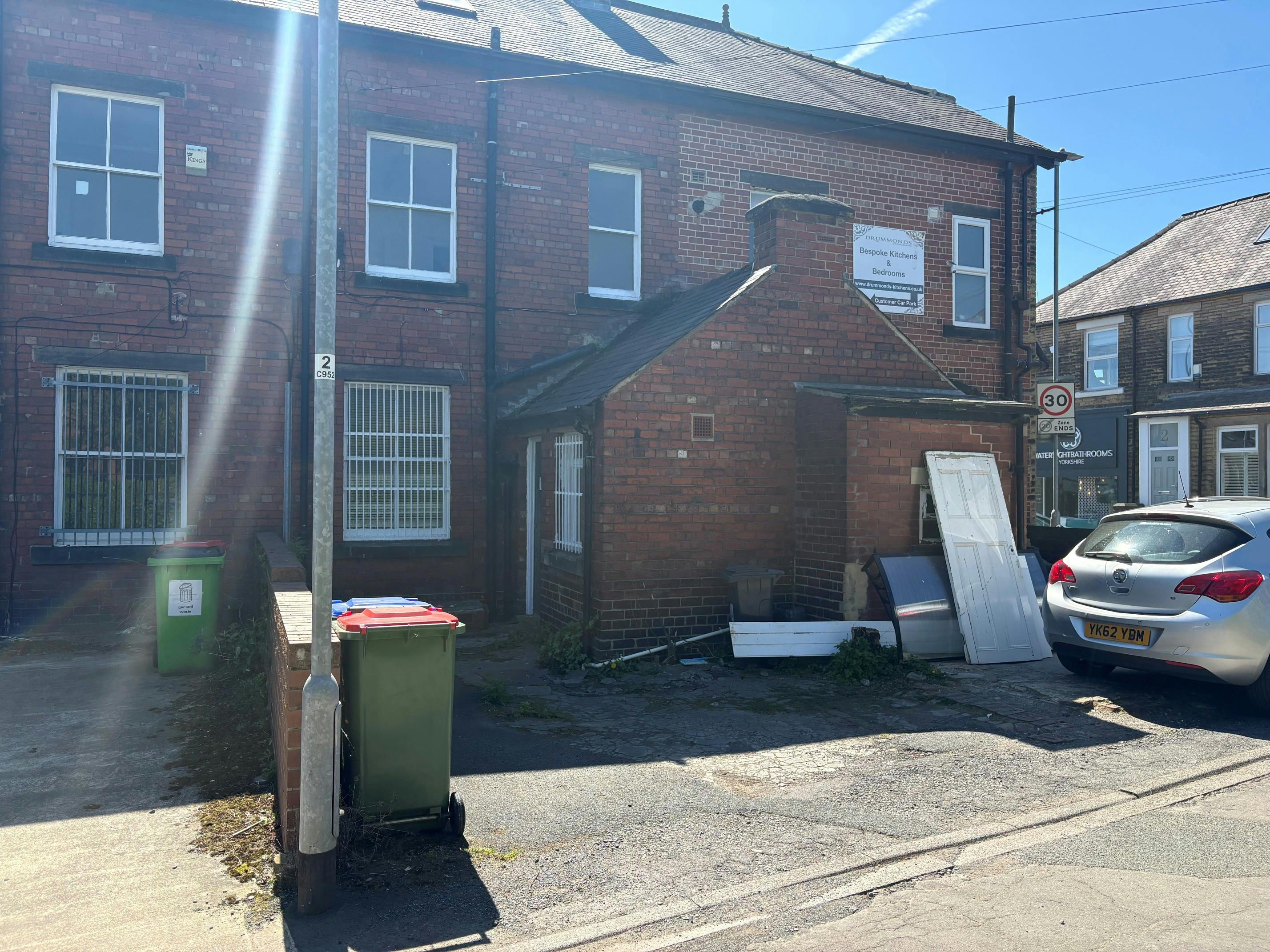 114 New Road Side, Leeds, Leisure / Offices / Retail For Sale - xx3.jpg