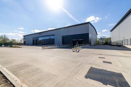 Unit 3, AIR Heathrow, Feltham, Industrial / Warehouse To Let - Eighty_Wrenbridge_AIR_0197.jpg
