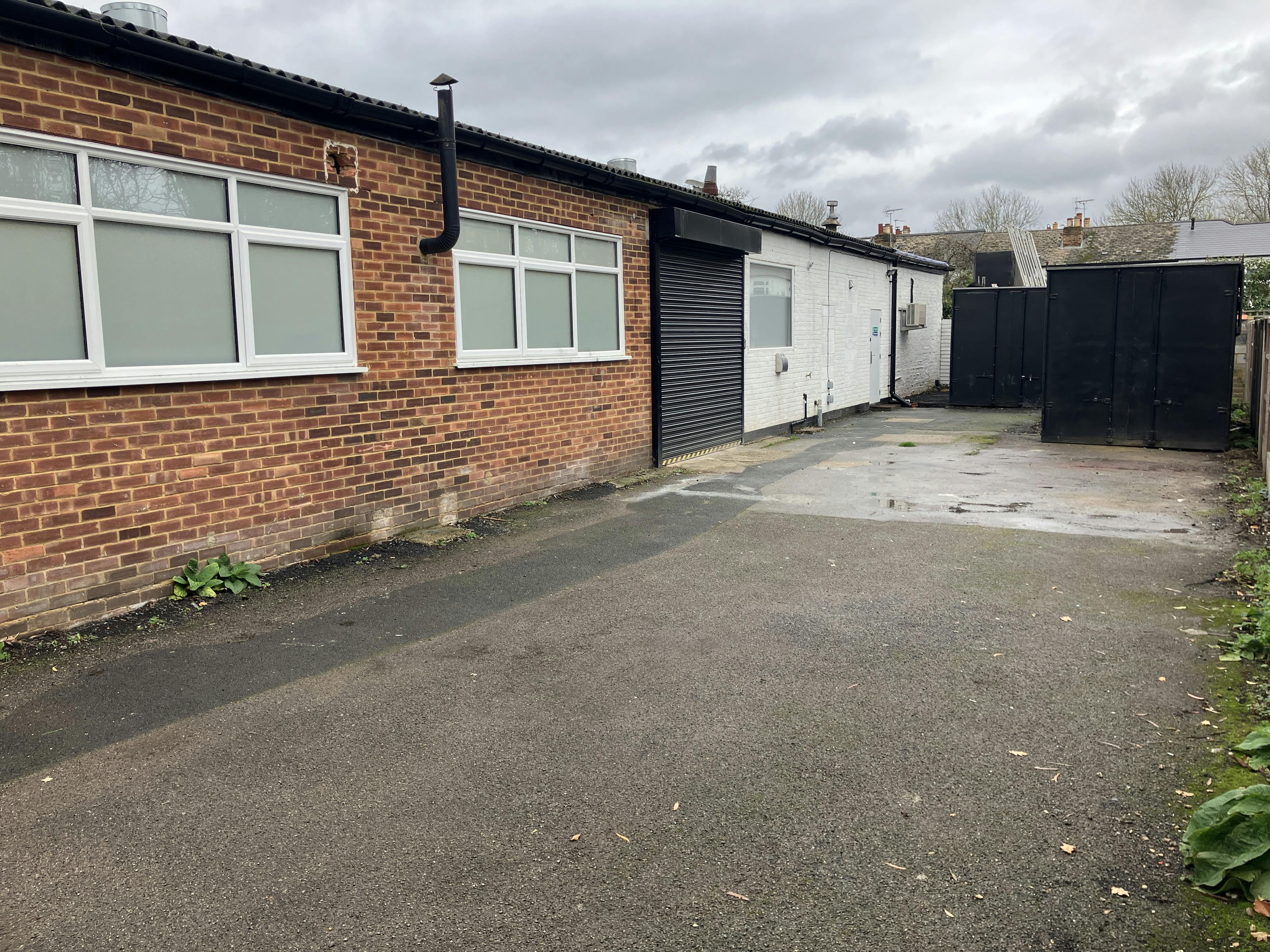 Unit 3, Alexandra Business Centre, Alexandra Road, Addlestone, Industrial / Warehouse To Let - IMG_4350.JPG