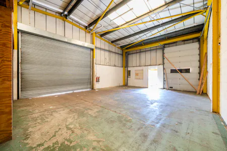 8 Trojan Industrial Estate, Willesden, Industrial To Let - 1480574-7-6a329e418e721.jpg