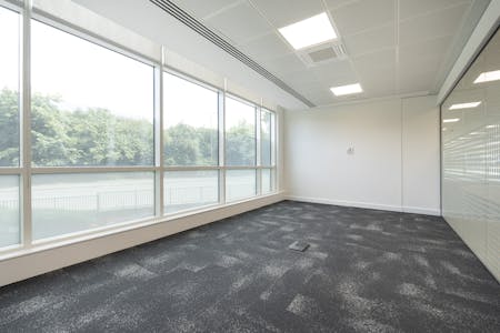 Kingsgate, Redhill, Office To Let - IW240624GKA105.jpg