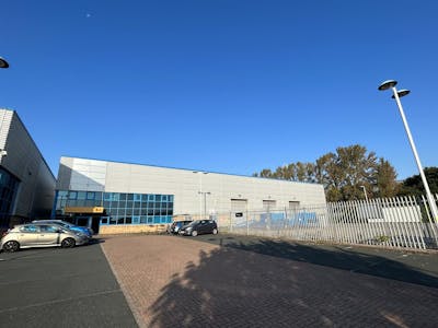 14 IO Centre, Park Farm, Redditch, Industrial/Logistics To Let - 14 IO Centre Park Farm3.jpg